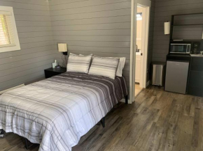 TeePee Room 5- Newly Renovated